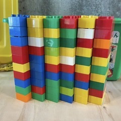 デュプロ7618と他80ピース程の追加の画像