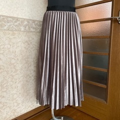 茶色🤎とグレー🩶のスカートの画像