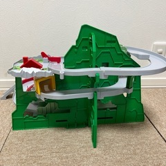 トンネルくぐってやまのぼりドライブの画像