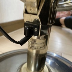 【お取引中】中古　ドウシシャ メタル扇風機 pieria 銀色 送風 家電 インテリア レトロ アンティーク扇風機 小型 首振り コレクション 昭和レトロの画像