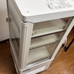 温蔵冷蔵ショーケースの画像