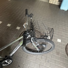 子供用自転車　24インチ　6段ギア　オートライト、鍵なし、マウンテンバイクの画像