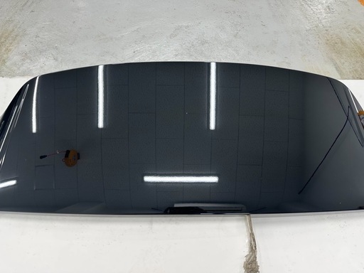 80 ハリアー　リアスポイラー