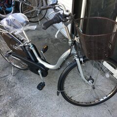 地域限定送料無料　ヤマハ　パス　ナチュラ　8,9AH　子供乗せ　シルバー　アシスタ　ビビ　神戸市　電動自転車　の画像