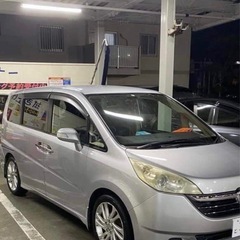 HONDAステップワゴン3列目シートの画像