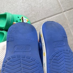 子供用サンダルの画像