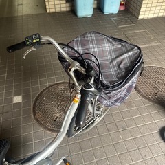 電動自転車　24インチ　ヤマハ　パスナチュラ　8.7アンペアバッテリーの画像