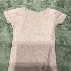 70サイズ肌着ロンパース　2枚　80サイズ肌着2枚の画像
