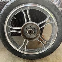 XJ400純正リアホイール
の画像