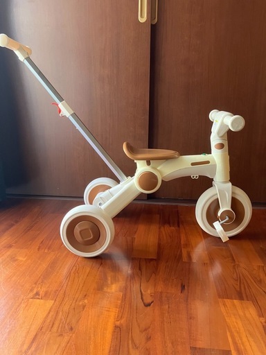 大人気4way三輪車！新品です！ 
