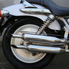 ホンダ V-ツイン マグナ250 『要整備車☆部品取りにも』　ステンワンオフマフラー★CCバー付きの画像