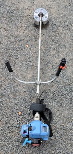 鹿児島発　エンジン刈払機BC233MN　チップソー新品交換済み