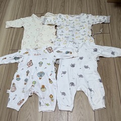 ベビー長袖ロンパース4枚セット（50〜60cm・8割新）の画像