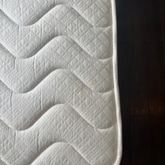 ワイドダブルベッド　1年使用の画像