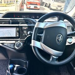 ⭐２８年式★トヨタアクア⭐アーバン★ハイブリッド車★本土仕入！２年車検・２年保証付き！下取り可能♪の画像