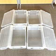 極美品 収納プラケース 4個 幅54×奥行38×高さ18cm クリア スタッキング 蓋付 ロックコンテナ 衣装ケース プラスチック 整理整頓 Sの画像