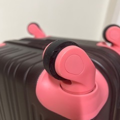 キャリーケース　スーツケース　機内持ち込み可能サイズ　タイヤ芯のみの画像