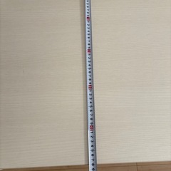 シンプルな机の画像
