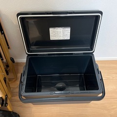 キャンプ用イスと机セットの画像