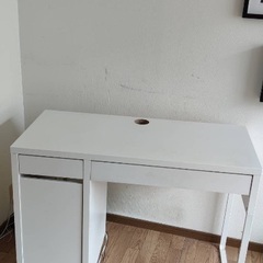 IKEA デスク　無料の画像