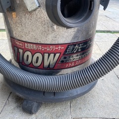 中古業務用強力掃除機2台セット！の画像