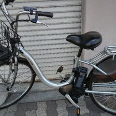 [YAMAHA]PAS With(パスウィズ)26吋 電動アシスト自転車 12.3Ahバッテリー+充電器+キー3本(シャンパンシルバー)の画像