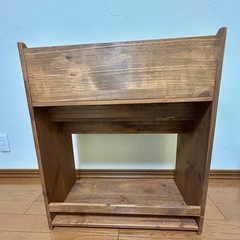 ヴィンテージ風　木製本棚の画像