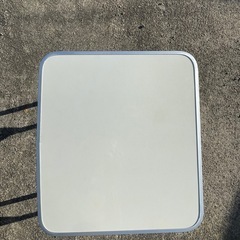 アウトドア　折りたたみテーブルの画像