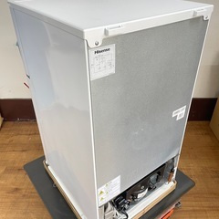 ★除菌済み★美品 ★Hisense☆93L☆2ドア冷蔵庫☆右開き☆強化ガラス製棚☆オートクローズ冷蔵室ドア【HR-B95A】冷凍冷蔵庫/動作確認済み/２ドア/学生/121L/単身用/新生活/大家族/一人暮らし/家電/電化製品/福岡市/糸島市/お買い替え対応/古い家電引取り処分可能/直接引取り/自社便配送可能 【JUN-PayPay】【クレジットカード･PayPay支払い可能】の画像