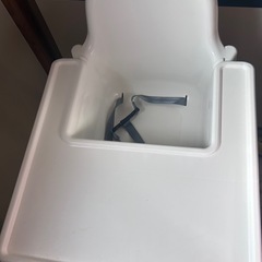 IKEA FLOM ベビーチェア ホワイトの画像
