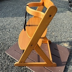 カトージ 木製 ベビーチェアーの画像