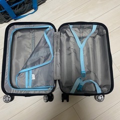 キャリーケース
の画像