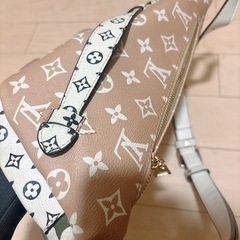 ルイヴィトン　ジャイアント　M44611の画像
