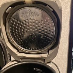炊飯器の画像