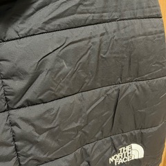 ノースフェイス　ベビーブランケット　抱っこひも取り付けの画像