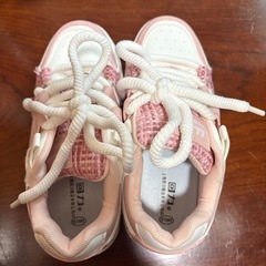レディース　スニーカー　24cm 2足セットの画像