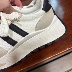 レディース　スニーカー　24cm 2足セットの画像