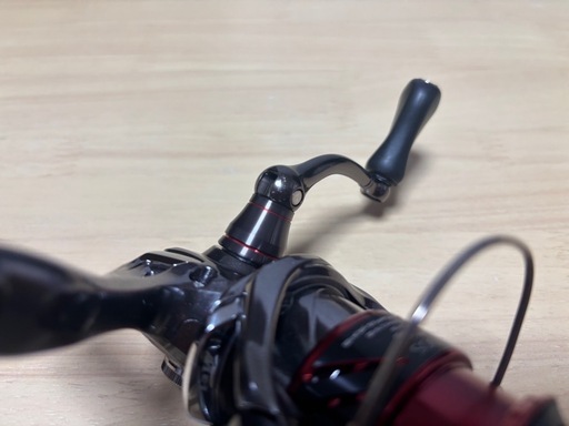SHIMANO STRADIC C14+ C2000HGS スピニングリール
