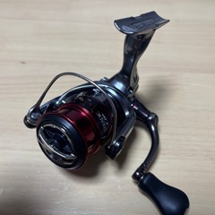 SHIMANO STRADIC C14+ C2000HGS スピニングリール
の画像