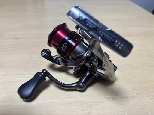 SHIMANO STRADIC C14+ C2000HGS スピニングリール