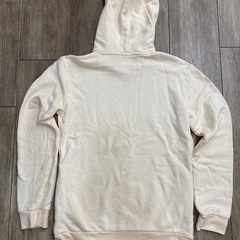 adidasトレーナーの画像