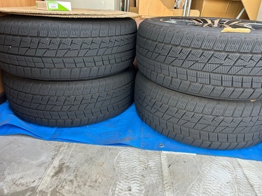 235/50R18