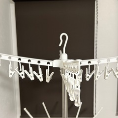 室内物干し　
洗濯パラソルハンガー3段　ピンチハンガーの画像