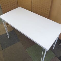 ニトリ テーブル/デスク プレフェ 幅118cm 奥行59cm 高さ72cm 木製天板 ホワイト NITORI シンプルデスク テーブル 札幌 北20条店の画像
