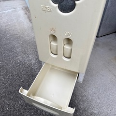米櫃（こめびつ）の画像