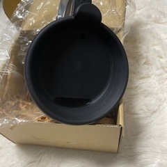 NO256未使用品　Starbucks 蓋付き　マグカップの画像