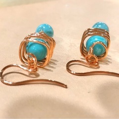 ハンドメイドピアス⑩の画像