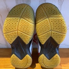 バドミントンシューズ　ヨネックスの画像