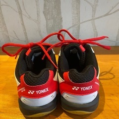 バドミントンシューズ　ヨネックスの画像