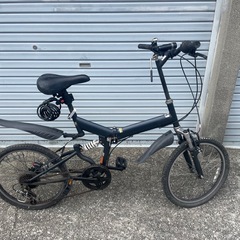 折りたたみ自転車　パンクしていますの画像